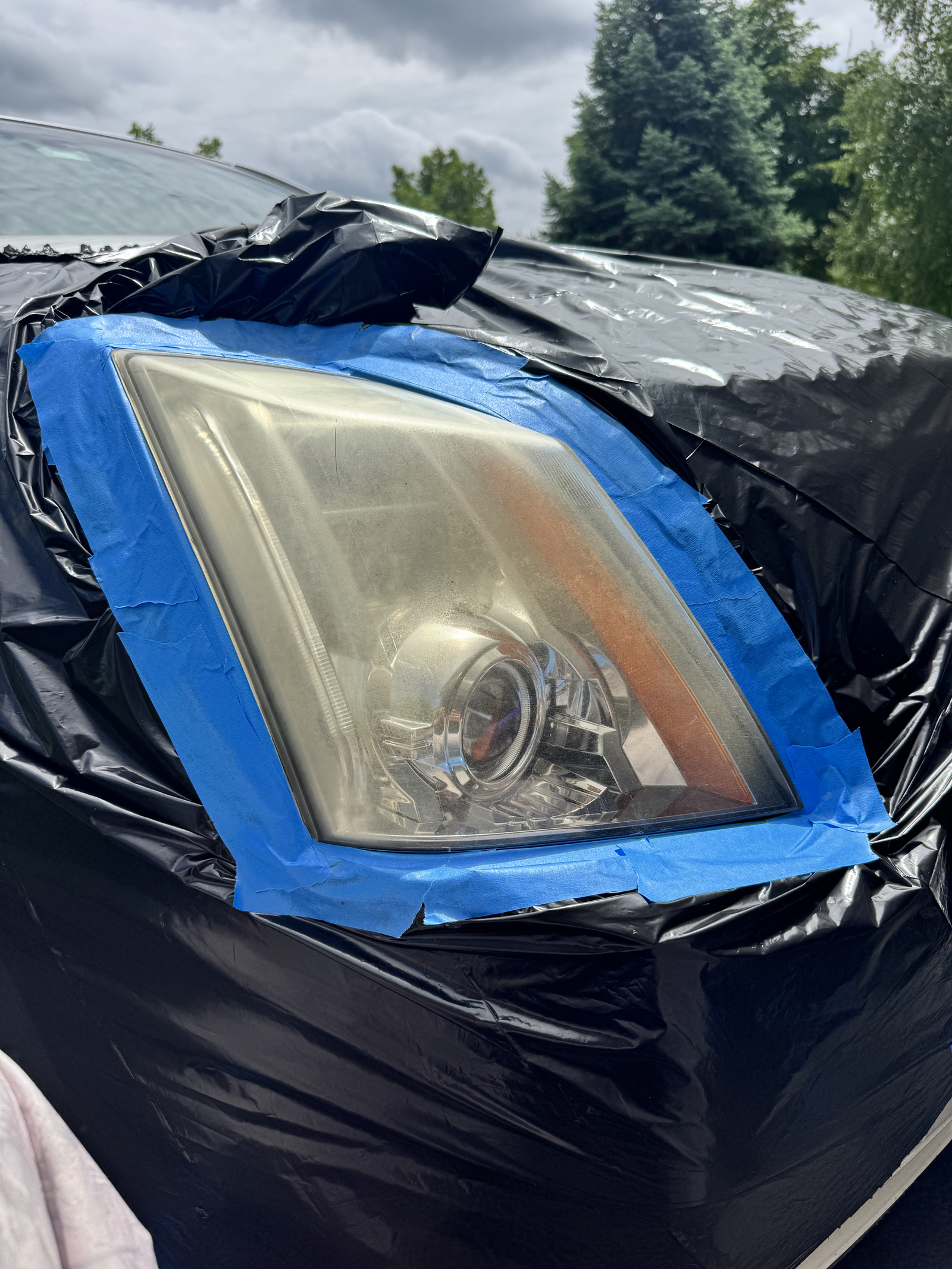 Headlight before restoration